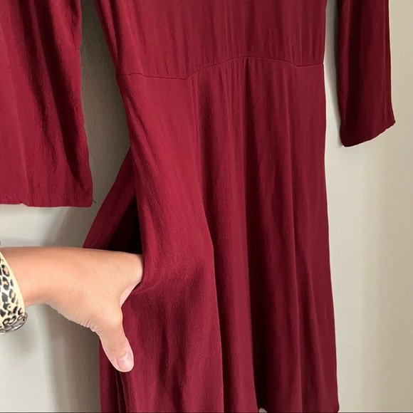 GAP| Burgundy-Red Long Sleeve Mini Dress size extra small 00 - Picture 3 of 9